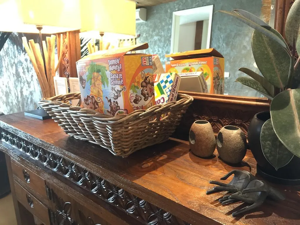 The Nature Bali Lodge Malacca Μαλαισία